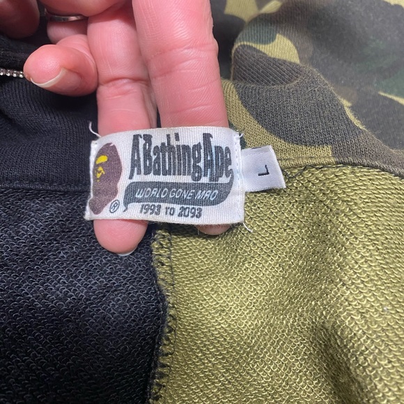 Bape 1/2 Camo shark full zip hoodie jacket - Picture 7 of 16